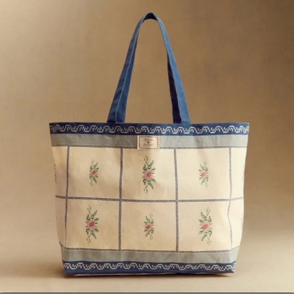Sezane Baziszt - Floral Canvas Tote Bag - Blue and Cream